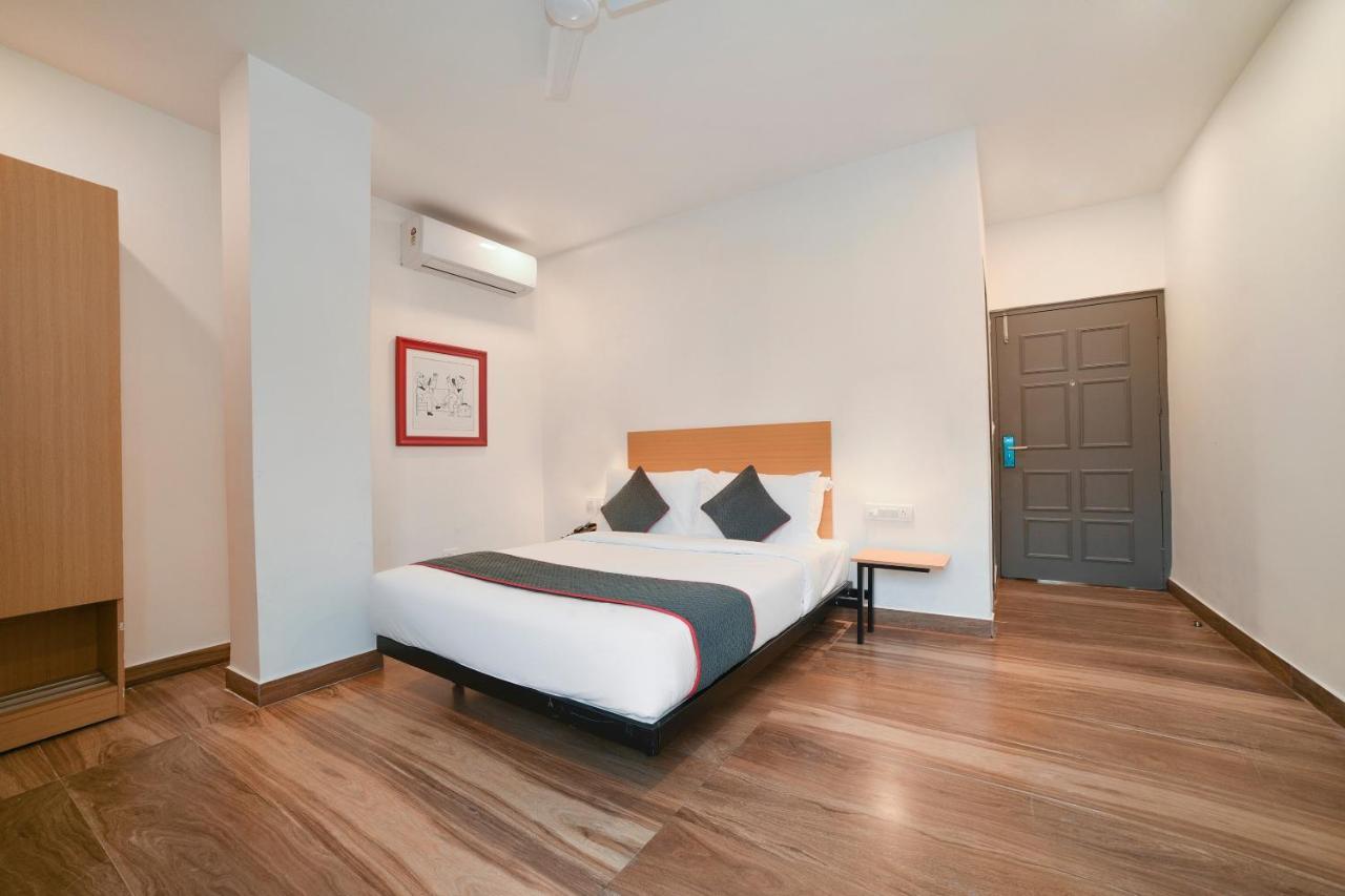 Vaccinated Staff- Oyo Townhouse 384 Nk Hotels Dispur Exteriér fotografie