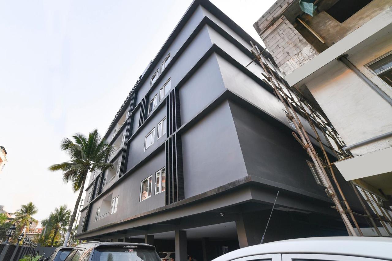 Vaccinated Staff- Oyo Townhouse 384 Nk Hotels Dispur Exteriér fotografie